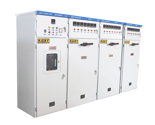 GKD型礦用一般型低壓開(kāi)關(guān)柜（以下簡(jiǎn)稱(chēng)開(kāi)關(guān)柜）取得了礦用合格證和安標(biāo)認(rèn)證證書(shū)。適用于各種礦區(qū)、無(wú)瓦斯、煤塵爆炸危險(xiǎn)場(chǎng)所及非煤礦山等其他類(lèi)似的地下工業(yè)生產(chǎn)部門(mén)?！? class=